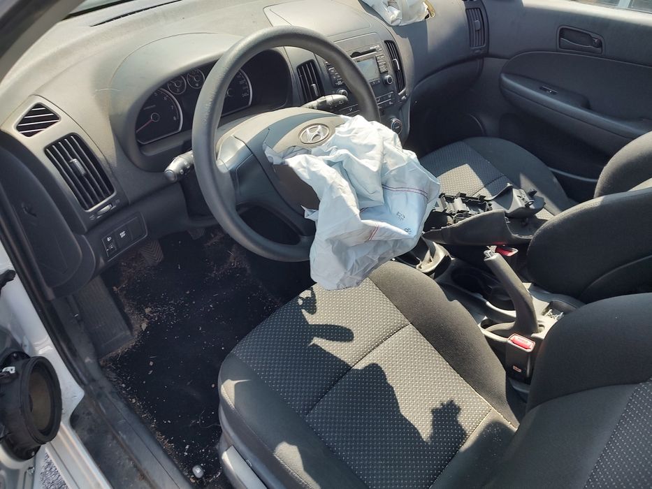 Hyundai i30 1.4i на части