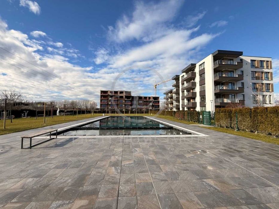 Продава се Тристаен апартамент в Пловдив, Тракия - 119 кв.м за 840 €/кв.м - Снимка #1