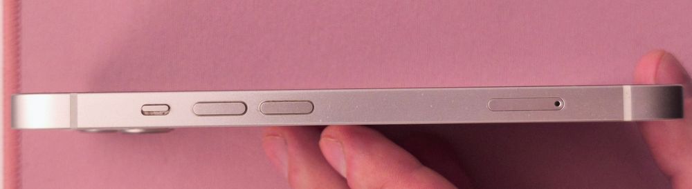 iPhone 13 White– 128GB
Айфон 13 бял.