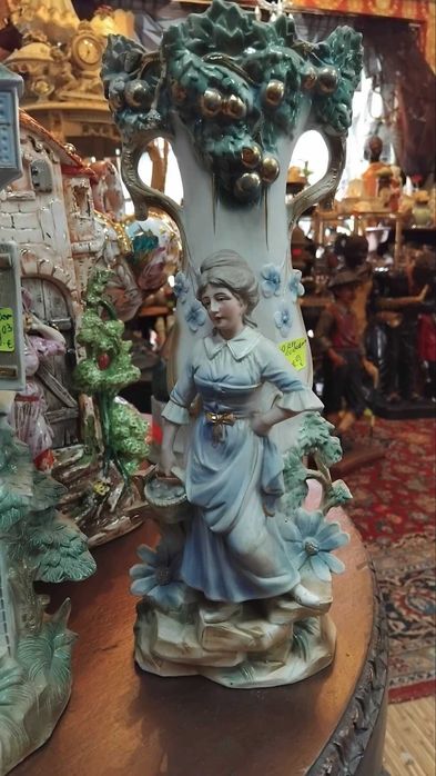 Порцеланов часовник с 2 вази - комплект