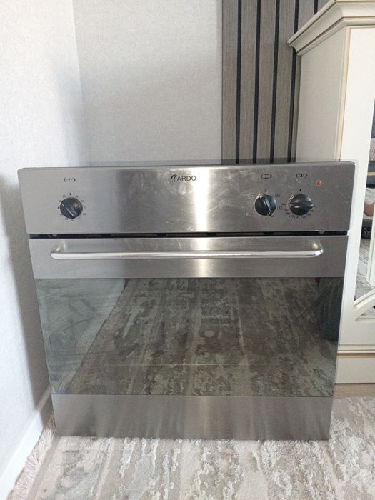 Продам духовой шкаф