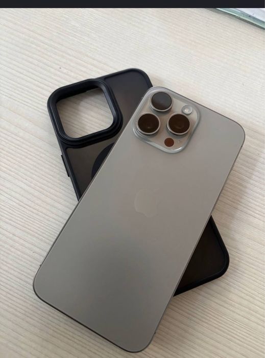 Айфон 15 про макс без ремонта