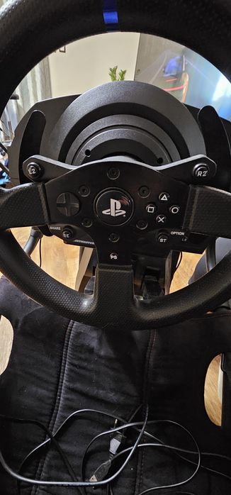 Волан за PS PlayStation Thrustmaster t300 rs и сгъваем стол PlaySeat Challenge