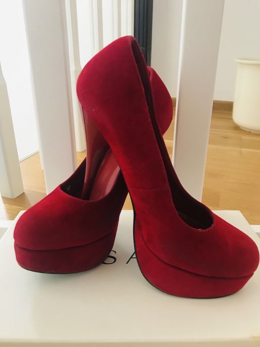 Pantofi si  sandale cu toc pentru ocazie