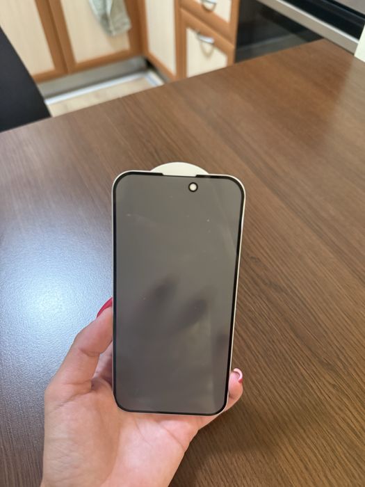 протектор за екран против надничане