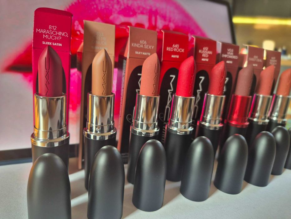 MAC комплект гримове, червила, сенки, спирала, нови, оригинални на 50%