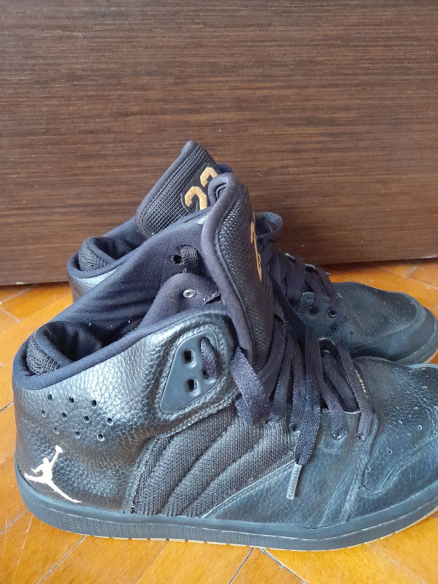 Air jordan 1 flight 4 premium black gold sale