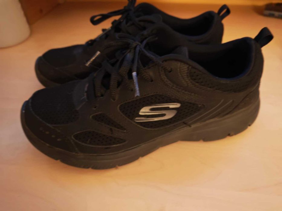 Маратонки Skechers (38), Кецове NIKE (39) 24.5см