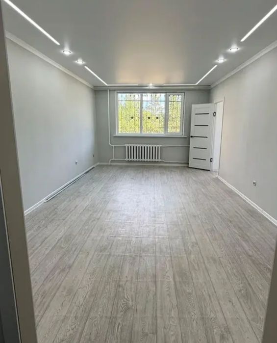продам 1-ком. 53кв. каратал 1-этаж