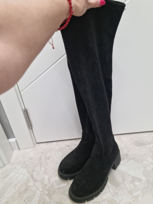 Дамски велурени ботуши