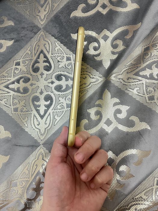 Айфон 11   128гб  емкость 76% сатылады