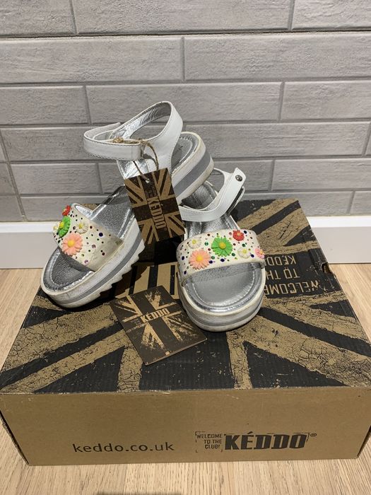 Сандалии для девочек KEDDO 35 размер
