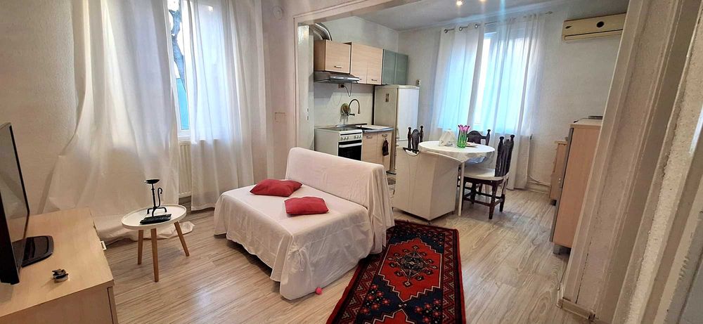 Дава се под наем Тристаен апартамент в Перник, Монте Карло - 90 кв.м за 408 € - Снимка #2