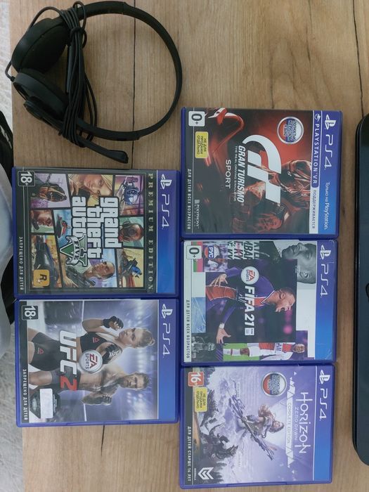 Диски на PS4. В хорошем состоянии