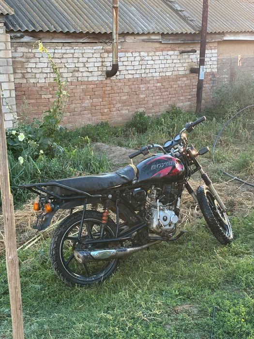 мотоцикл BAJAJ BOXER 150.