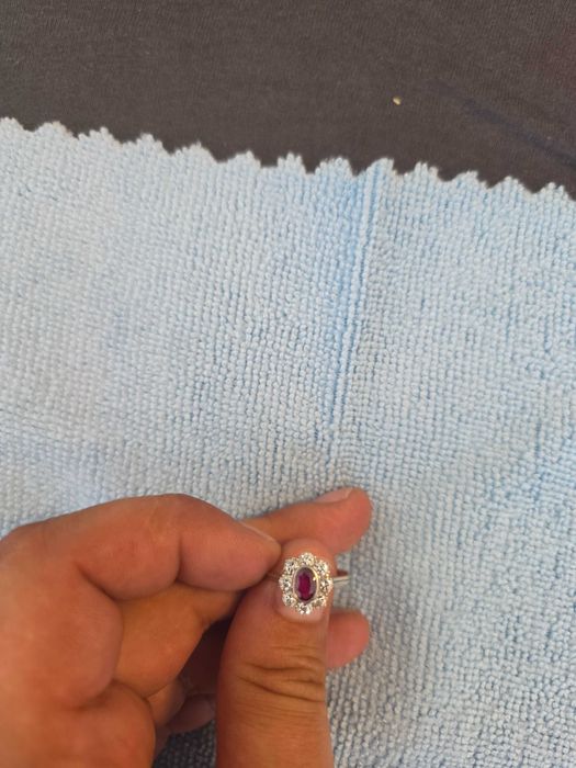 Inel Din aur cu Rubin si diamante