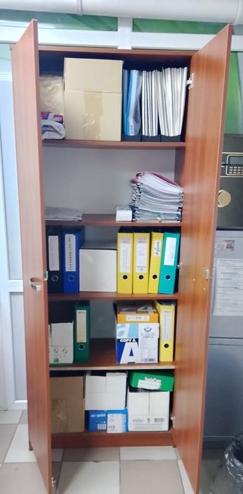 Продам книжные шкафы