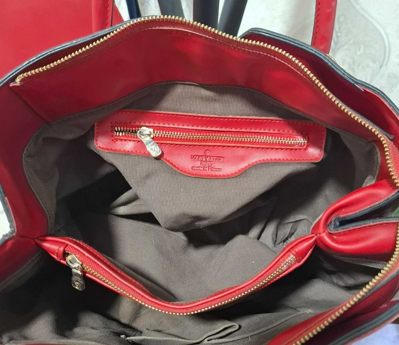 Сумка кожанная винтажная красная производство Франция