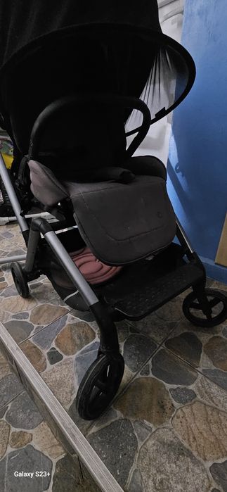 Cărucior copii in stare bună