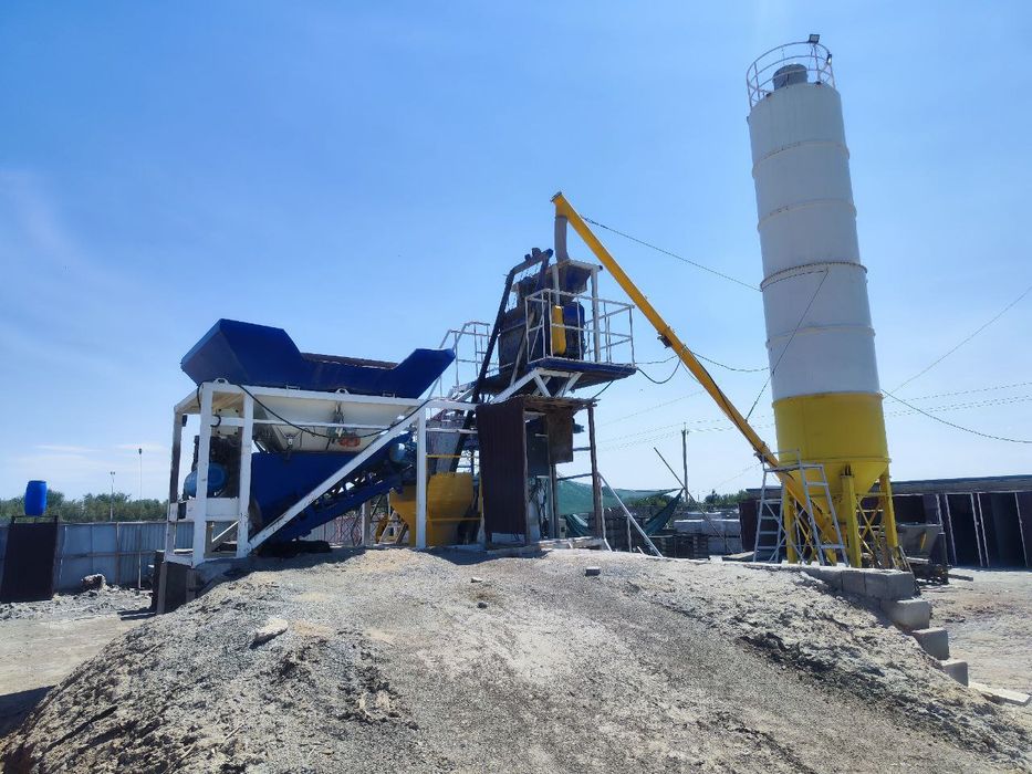 Завод Блок, Брусчатка хамда Таййор бетон ишлаб чикариш