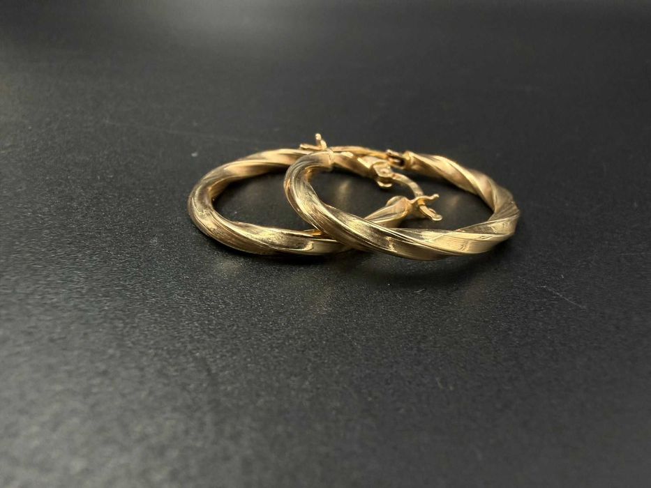 Dracula Amanet: Cercei de Aur 2.54gr/14k.