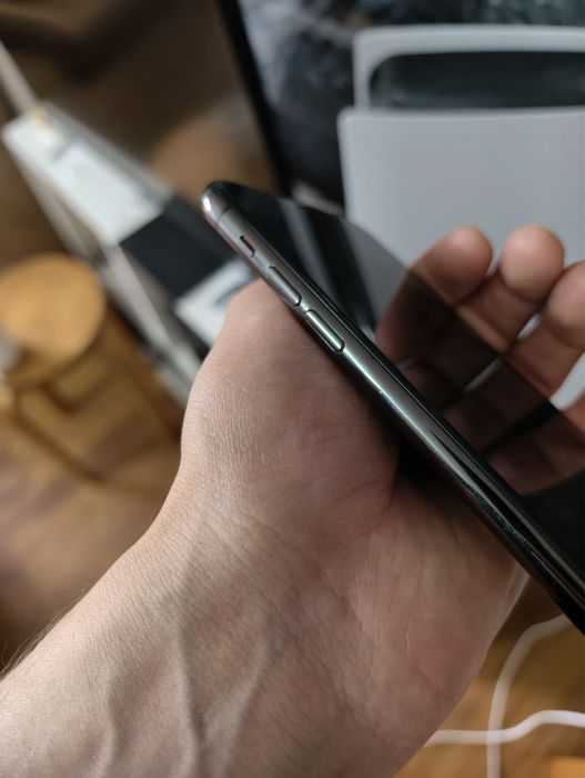 iPhone 11 Pro 64gb (акб 69%)