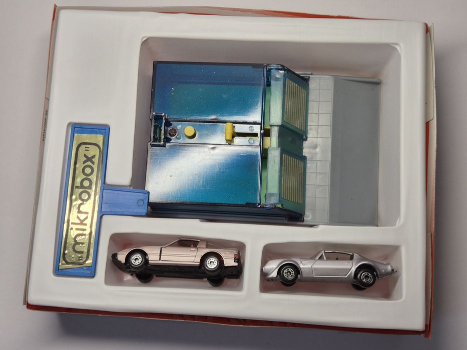 Matchbox Bulgaria Гараж - Mikro 67