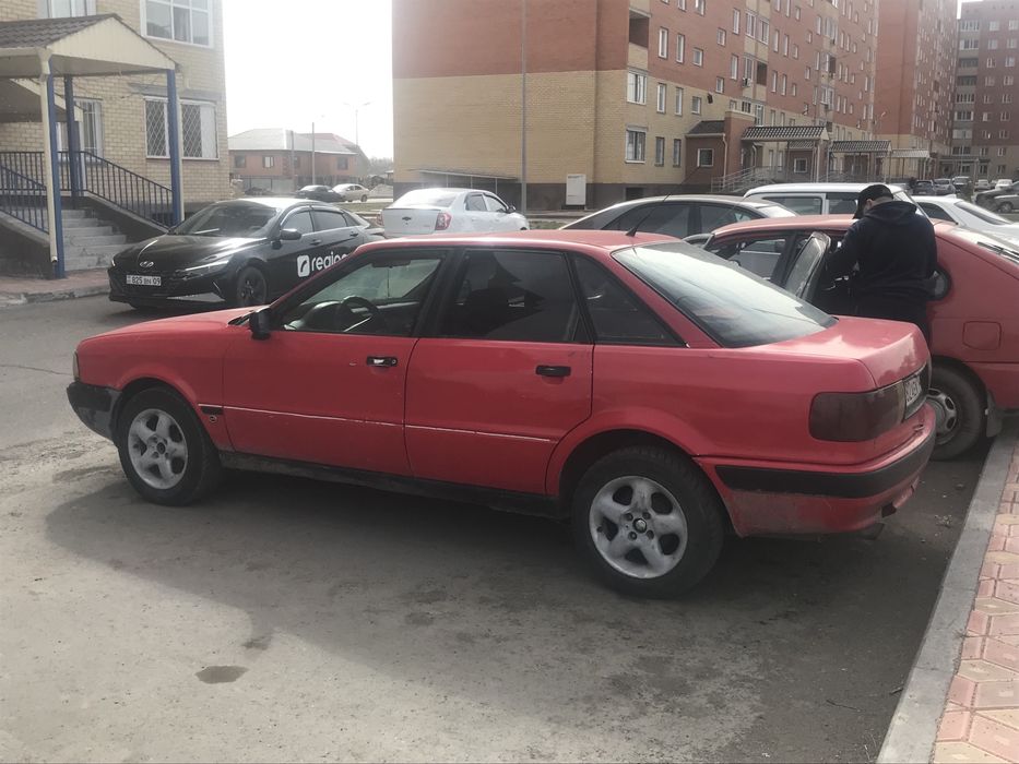Ауди 80 б4 1992года