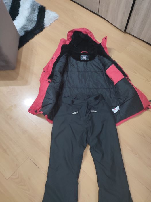 Дамска ски екипировка С размер