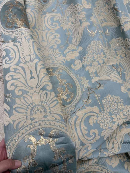 Продаю шторы джакард