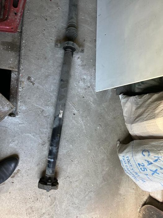 Продам карданный вал Hyundai Tucson