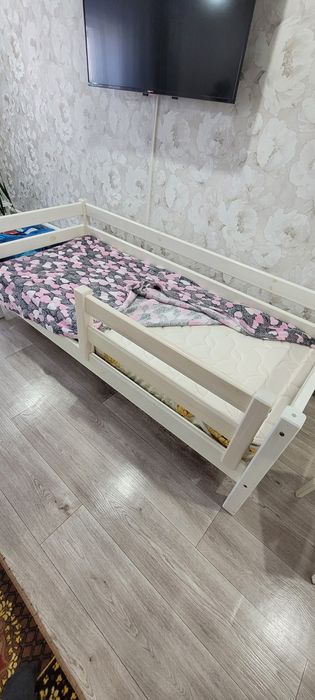 Продам кровать подростковая