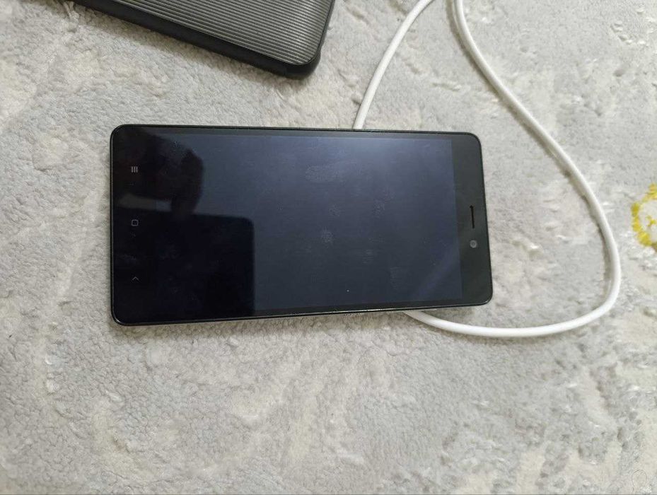 Смартфон Xiaomi Redmi 3s, идеальный бюджетник, б/у