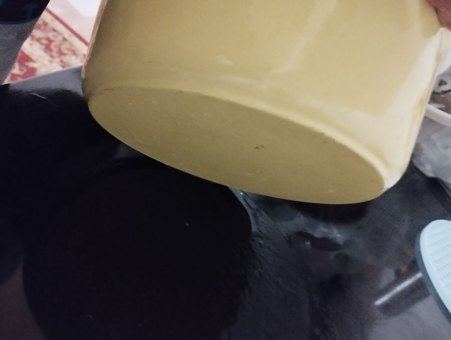 Продам чугунный казан 3л