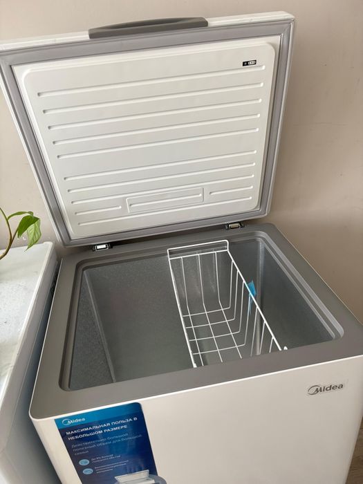 Морозильник Midea