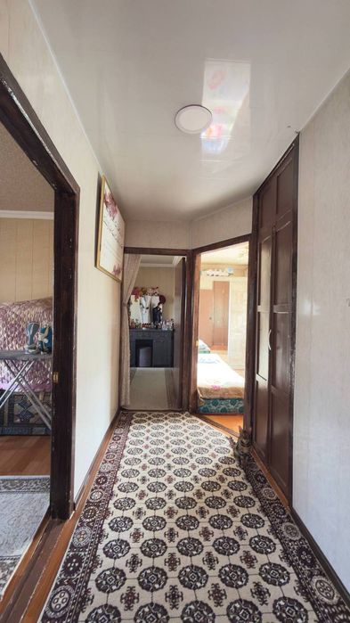 Продаётся Котедж Буз Су -5 сот ,2 этаж ,6 комнит