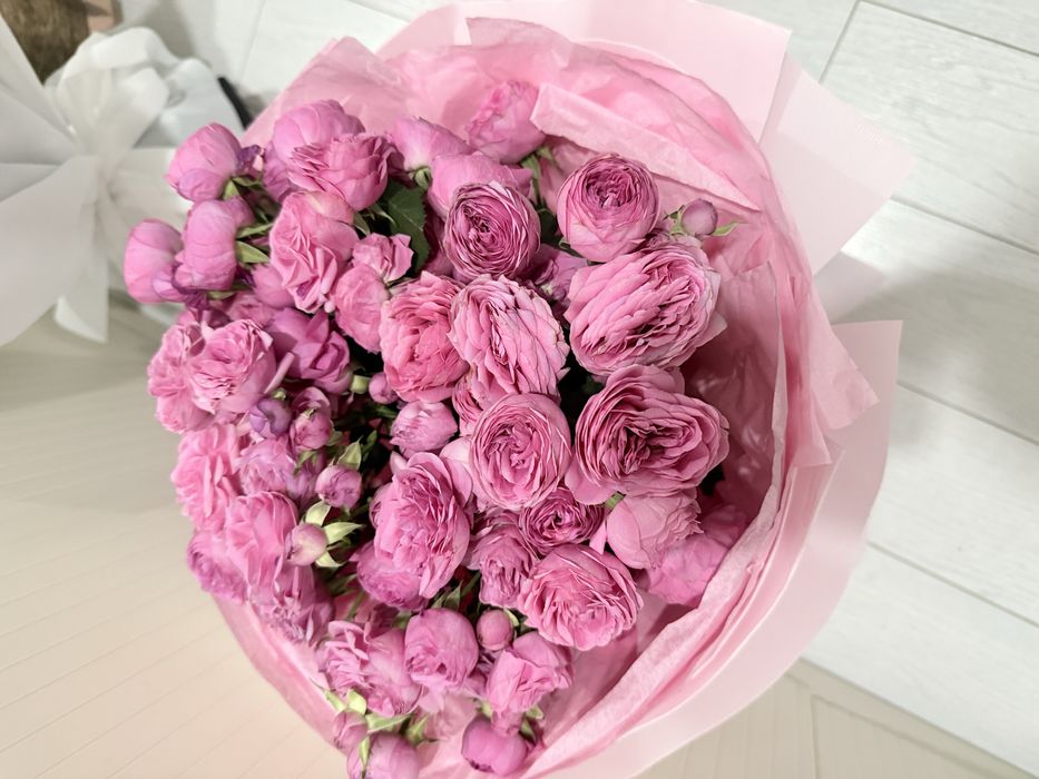 Букеты по 10000 розы