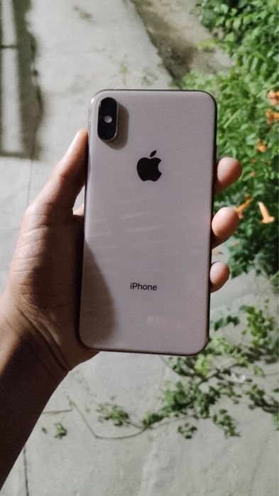 Iphone xs 256 100$