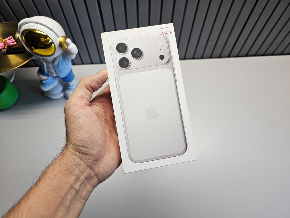 ПРОДАМ iPhone 17 Pro MAX 512GB SILVER / SIM+eSIM. Абсолютно НОВОЕ