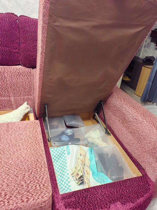 Диван угловой. Б/у.