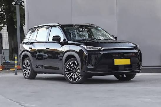 Gac Aion i60 650km qora kuzof/kofe salon