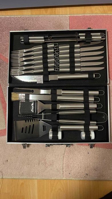 Комплект принадлежности за скара