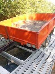 Ремарке за кола заводско