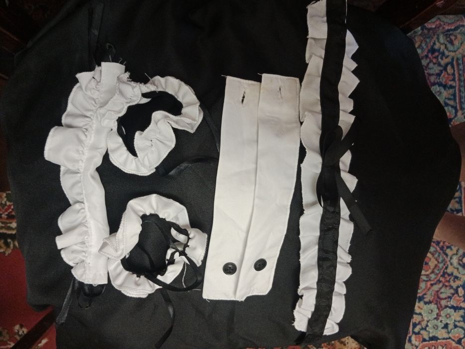 Продаю костюм горничной б/у