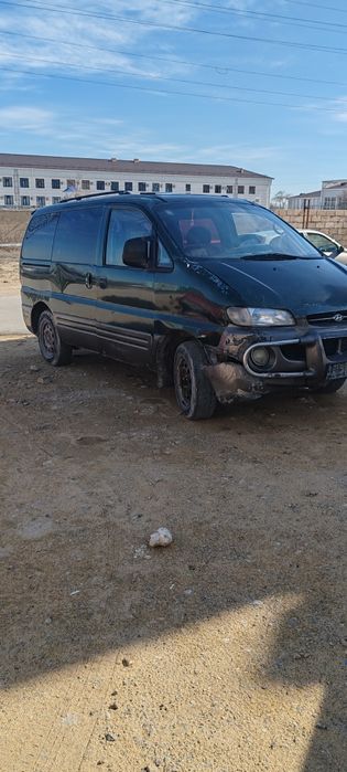 Продам Hyundai starex 1998 авариный