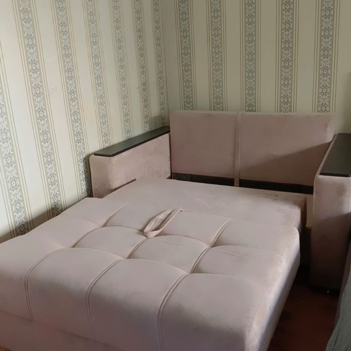 Продам 2 дивана, в новом состоянии