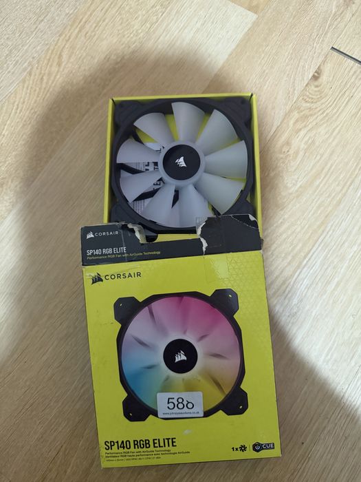 Corsair SP140 RGB ELITE