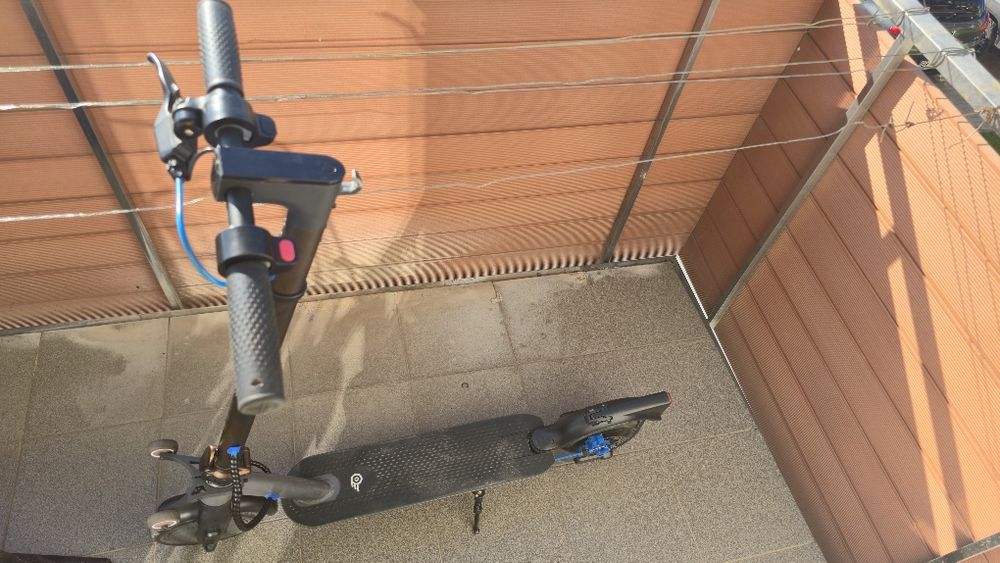 Trotinetă electrică – stare foarte bună, folosită doar de câteva ori
