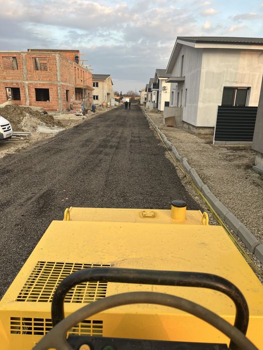 Escavarii canal apa gaze fundatie casa decoperta teren