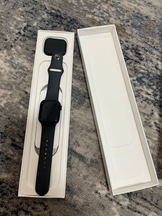 Apple Watch 7 41mm + 45mm